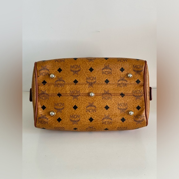 MCM Visetos Leather Vintage 2Way Shoulder Hand Bag - Picture 5 of 14